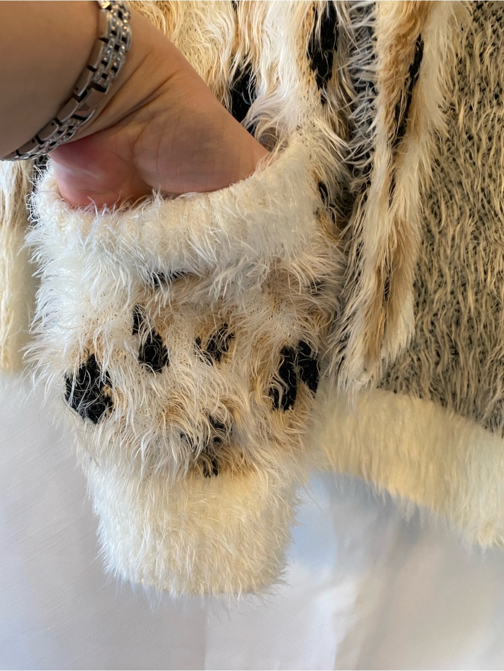 Mink Pink Zippora Cream Animal Print Wrap Sweater Cardigan SM Leopard Print Cozy - Picture 6 of 17